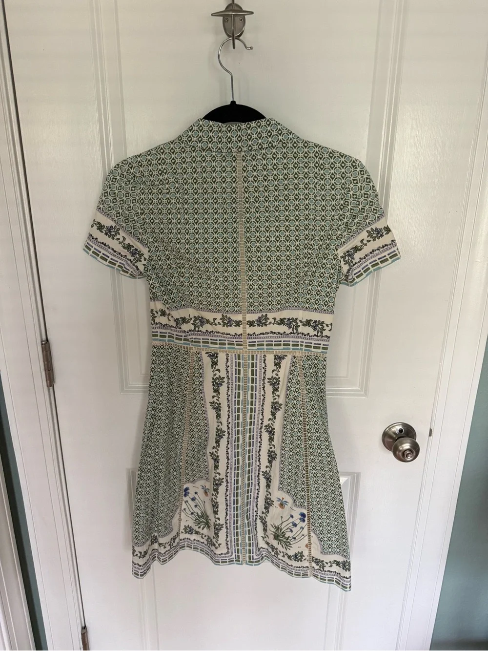 Gorgeous and rare Tory Burch White and Green Botanical Mini Dress